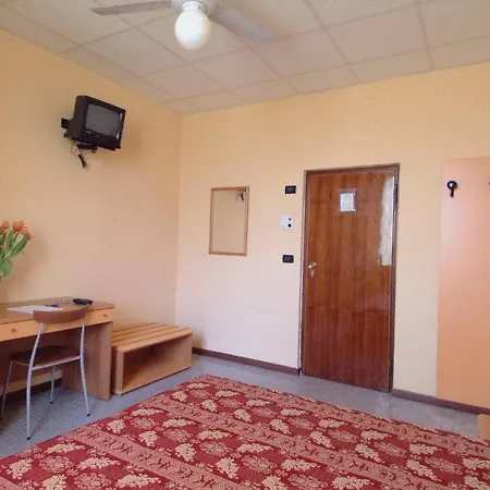 San Geminiano Hotel 2*