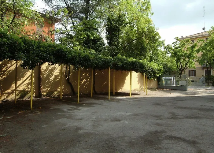 San Geminiano Hotell 2*